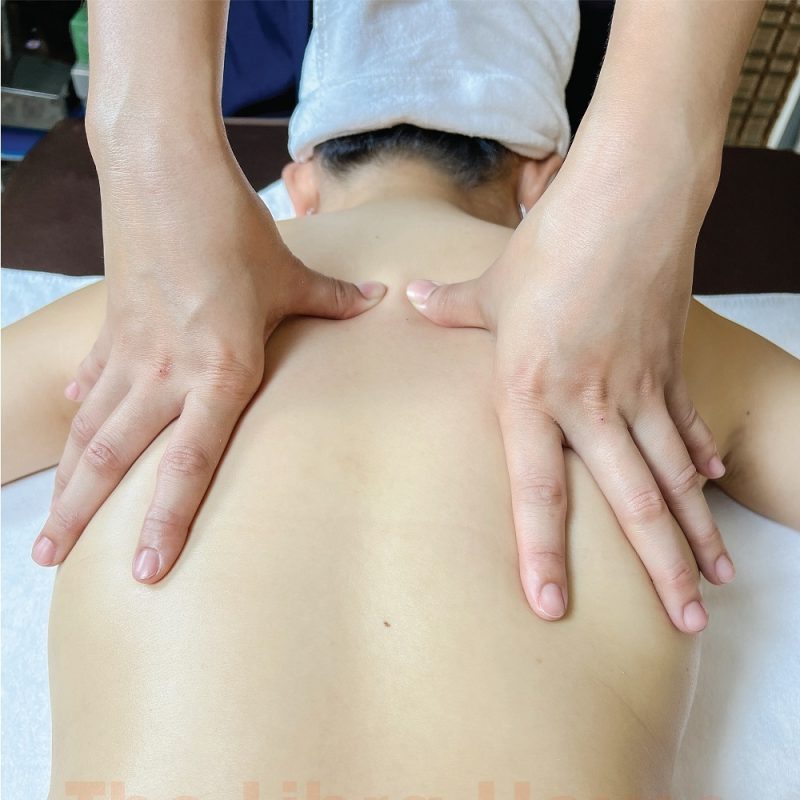 Massage trị liệu lưng thận 2