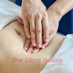 Massage trị liệu vùng bụng 10