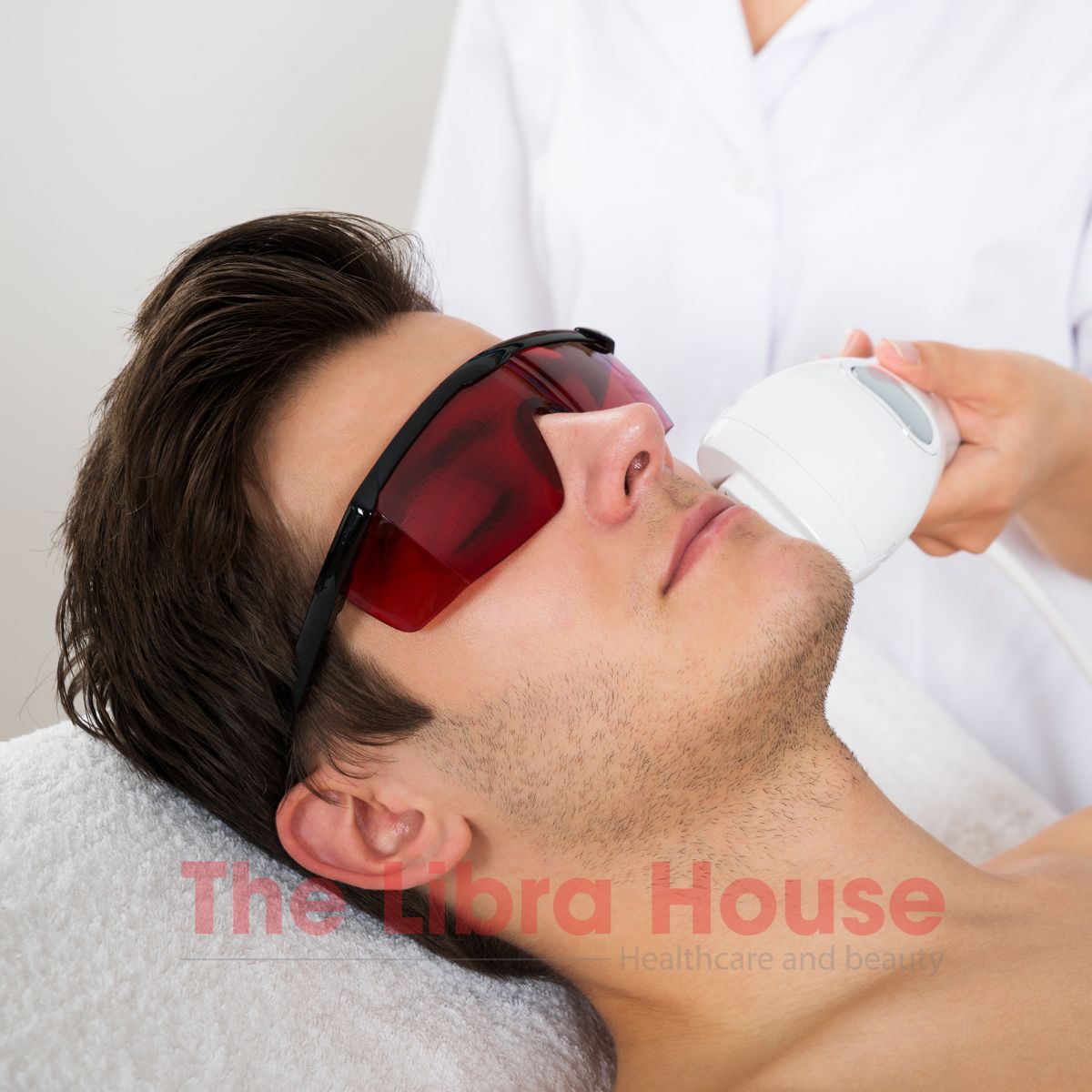 Triệt lông vùng ria mép 4 Triệt lông vùng ria mép 4